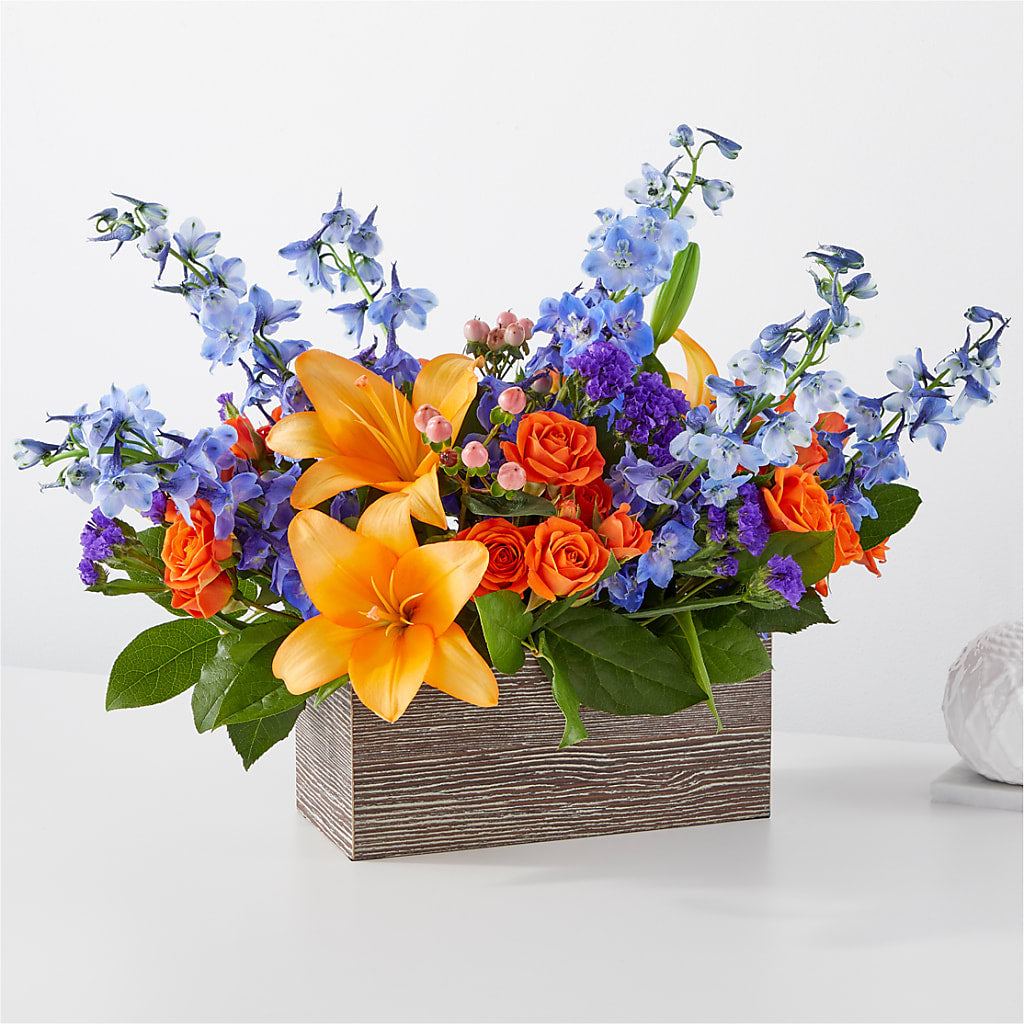 Radiant Citrus Box Bouquet – GERLACHS GARDEN & FLORAL, Erie PA