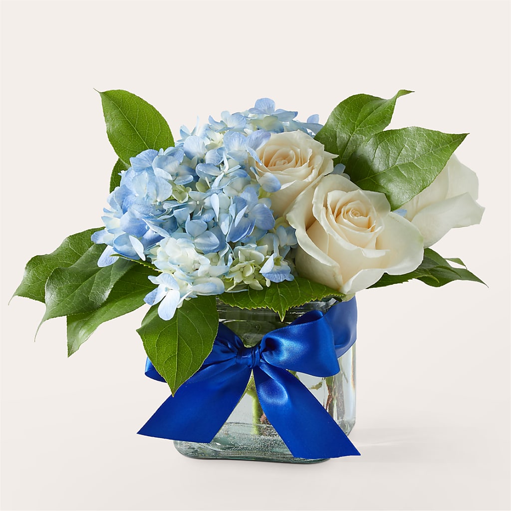 Sky Blue Delight Bouquet – GERLACHS GARDEN & FLORAL, Erie PA