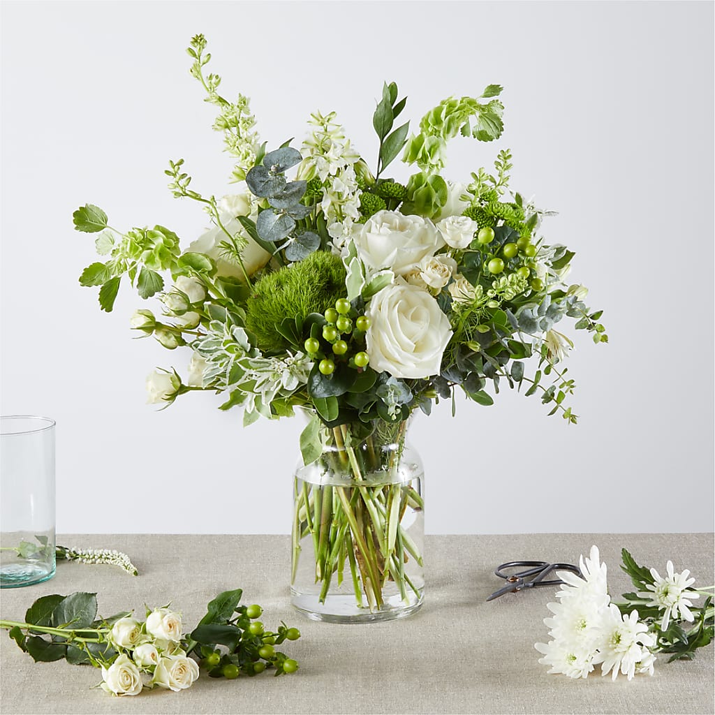 Irish Garden - A Florist Original – GERLACHS GARDEN & FLORAL, Erie PA
