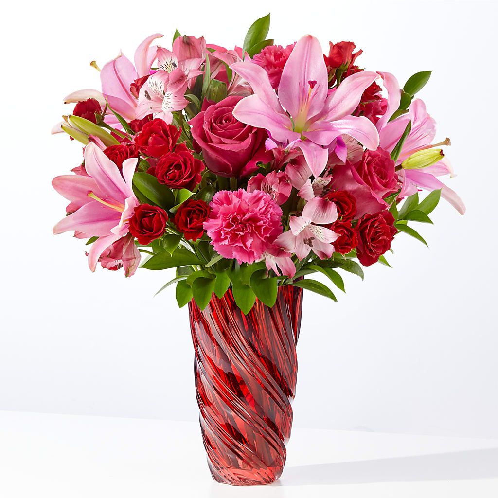 In Love Bouquet with Luxe Swirl Vase – GERLACHS GARDEN & FLORAL, Erie PA