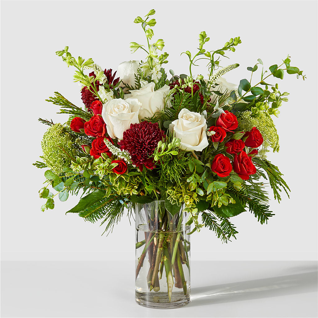 Favorite Traditions Bouquet – GERLACHS GARDEN & FLORAL, Erie PA