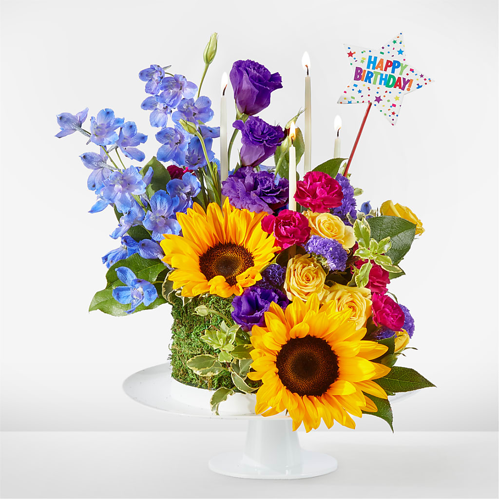 Star of the Day Floral Cake – GERLACHS GARDEN & FLORAL, Erie PA