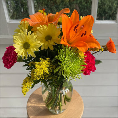 Bold & Bright – A Florist Original – GERLACHS GARDEN & FLORAL, Erie PA