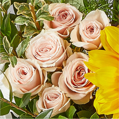 The Good Life Bouquet – GERLACHS GARDEN & FLORAL, Erie PA