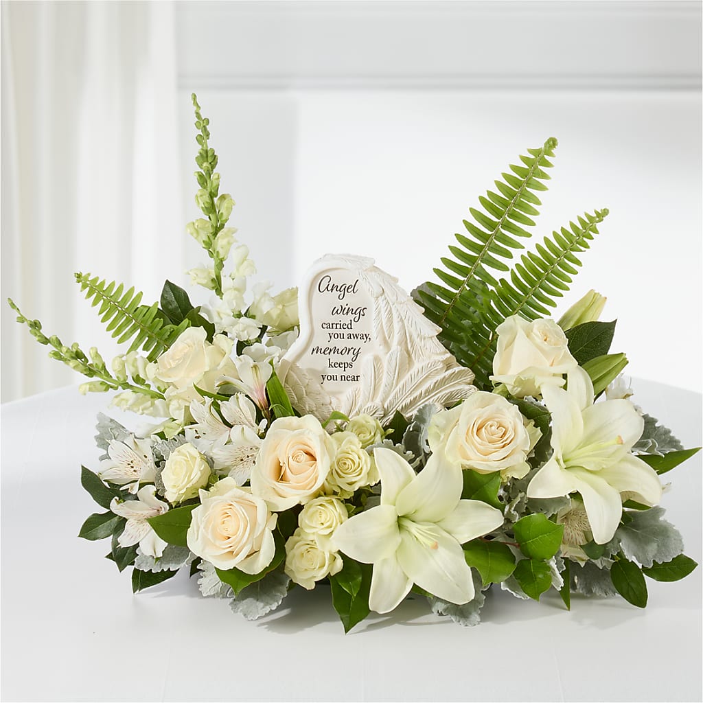 Holding You Close Arrangement – GERLACHS GARDEN & FLORAL, Erie PA