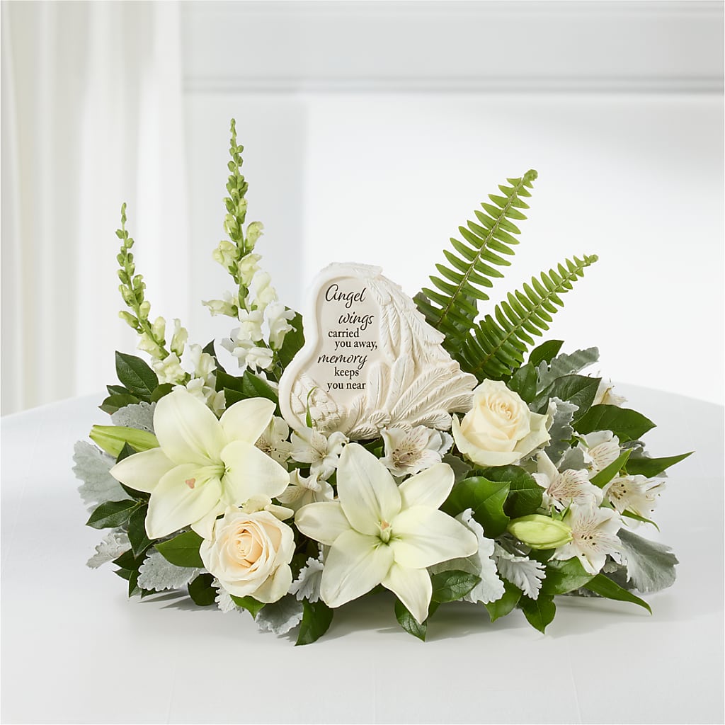 Holding You Close Arrangement – GERLACHS GARDEN & FLORAL, Erie PA