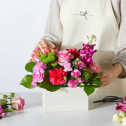 Sweetberry Box – A Florist Original – GERLACHS GARDEN & FLORAL, Erie PA