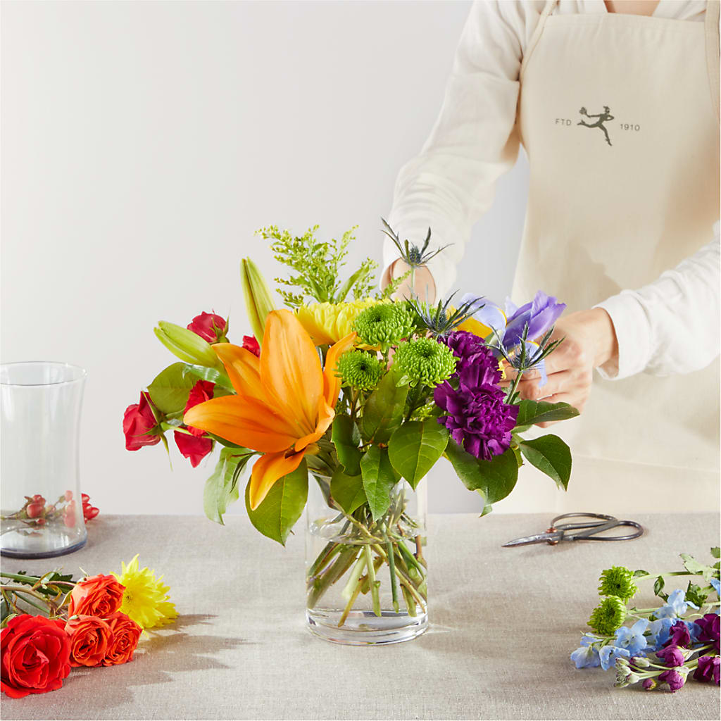 Summer Spectra - A Florist Original – GERLACHS GARDEN & FLORAL, Erie PA