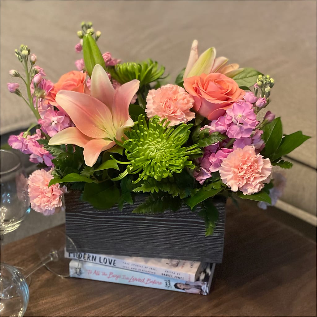 Beautiful Spirit Basket – GERLACHS GARDEN & FLORAL, Erie PA