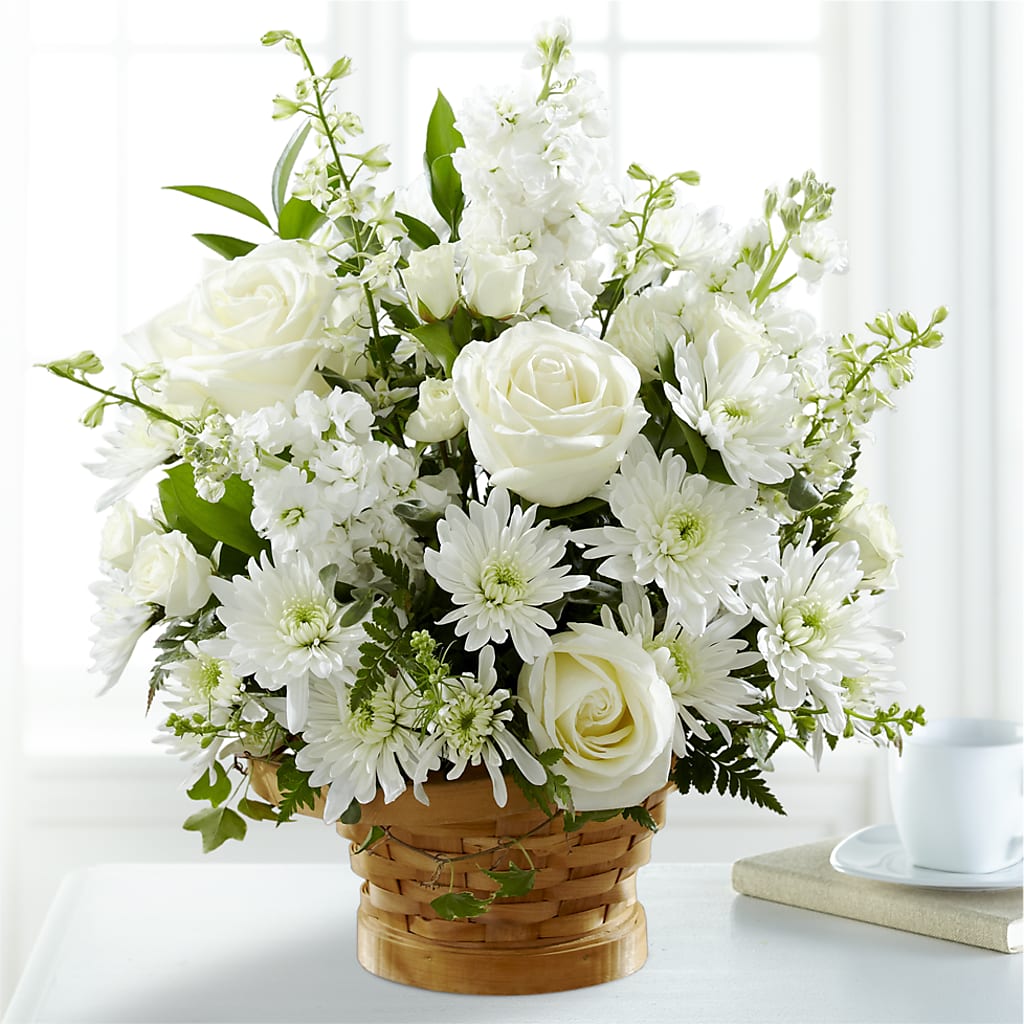 Heartfelt Condolences Arrangement – GERLACHS GARDEN & FLORAL, Erie PA