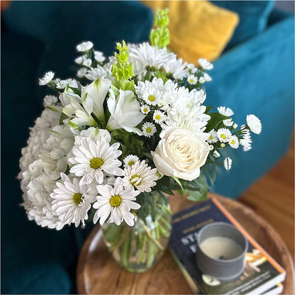Classic Ivory – A Florist Original – GERLACHS GARDEN & FLORAL, Erie PA