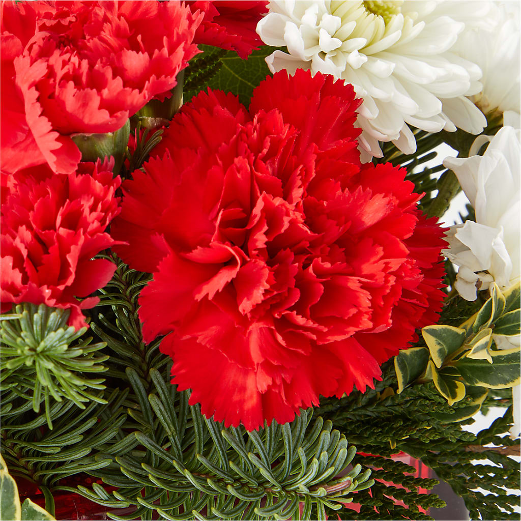 Christmas Market Bouquet – GERLACHS GARDEN & FLORAL, Erie PA