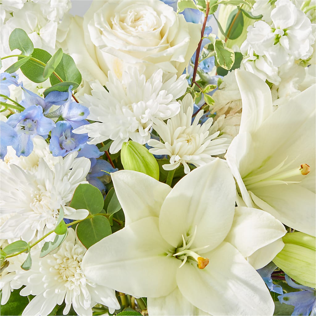 Peace of Mind Bouquet – GERLACHS GARDEN & FLORAL, Erie PA