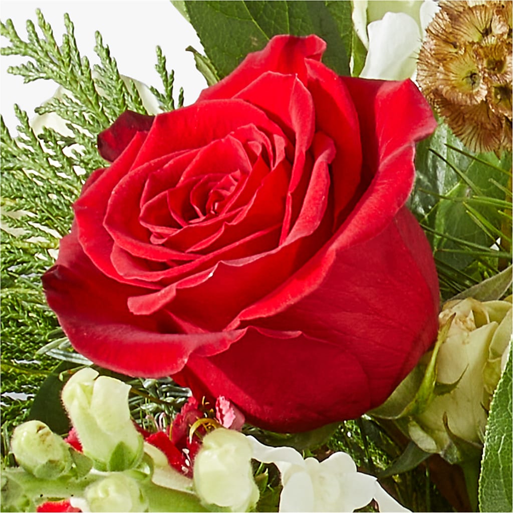 Deck the Halls Bouquet – GERLACHS GARDEN & FLORAL, Erie PA