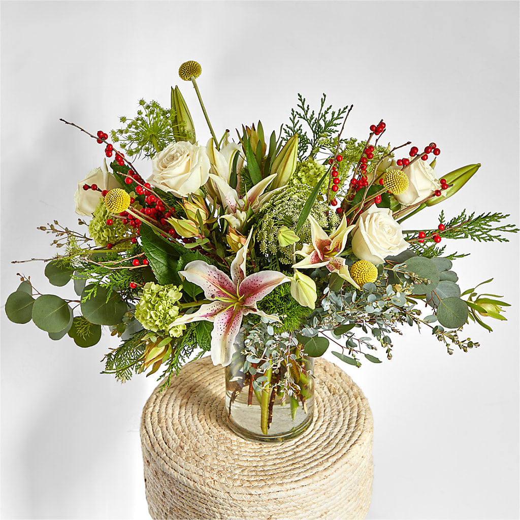 Berry & Bright Bouquet – GERLACHS GARDEN & FLORAL, Erie PA