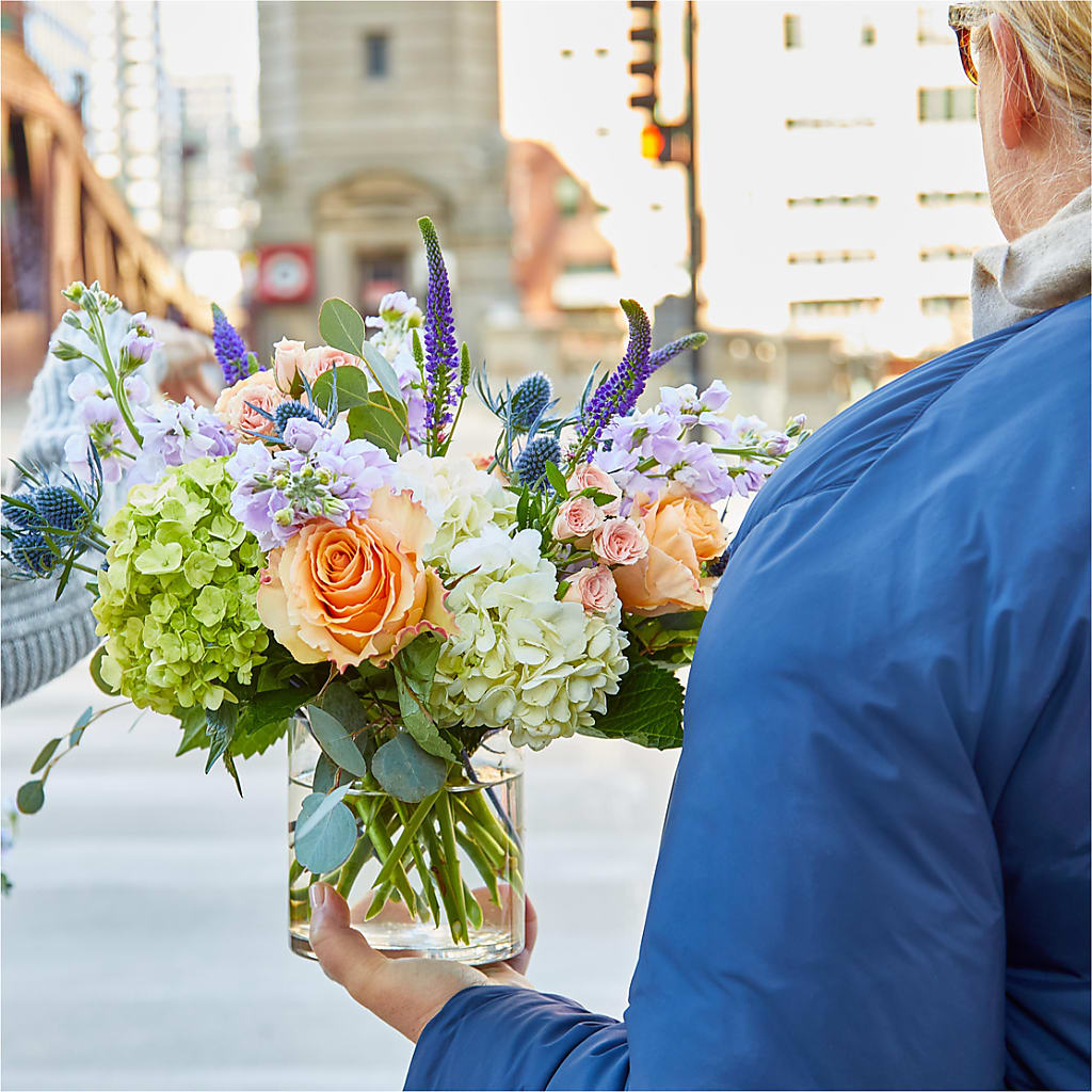 Porch Swing Bouquet – GERLACHS GARDEN & FLORAL, Erie PA