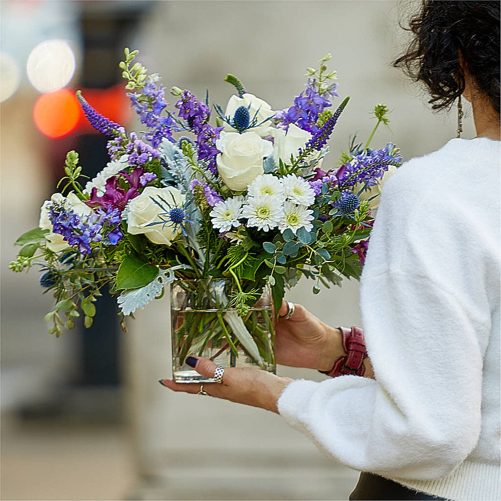 Shooting Star Bouquet – GERLACHS GARDEN & FLORAL, Erie PA