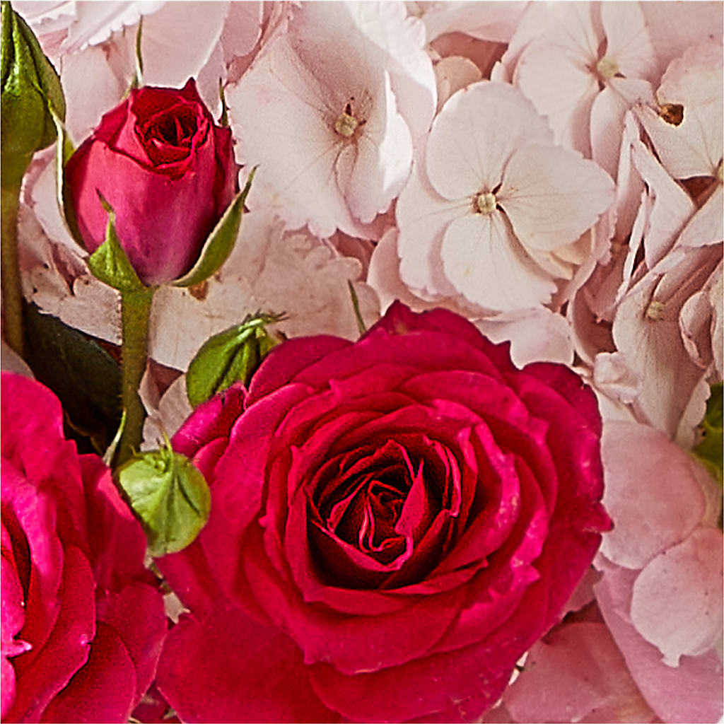 Glitz & Glam Bouquet – GERLACHS GARDEN & FLORAL, Erie PA