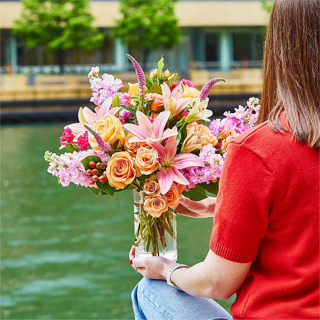 Bisous Bouquet – GERLACHS GARDEN & FLORAL, Erie PA