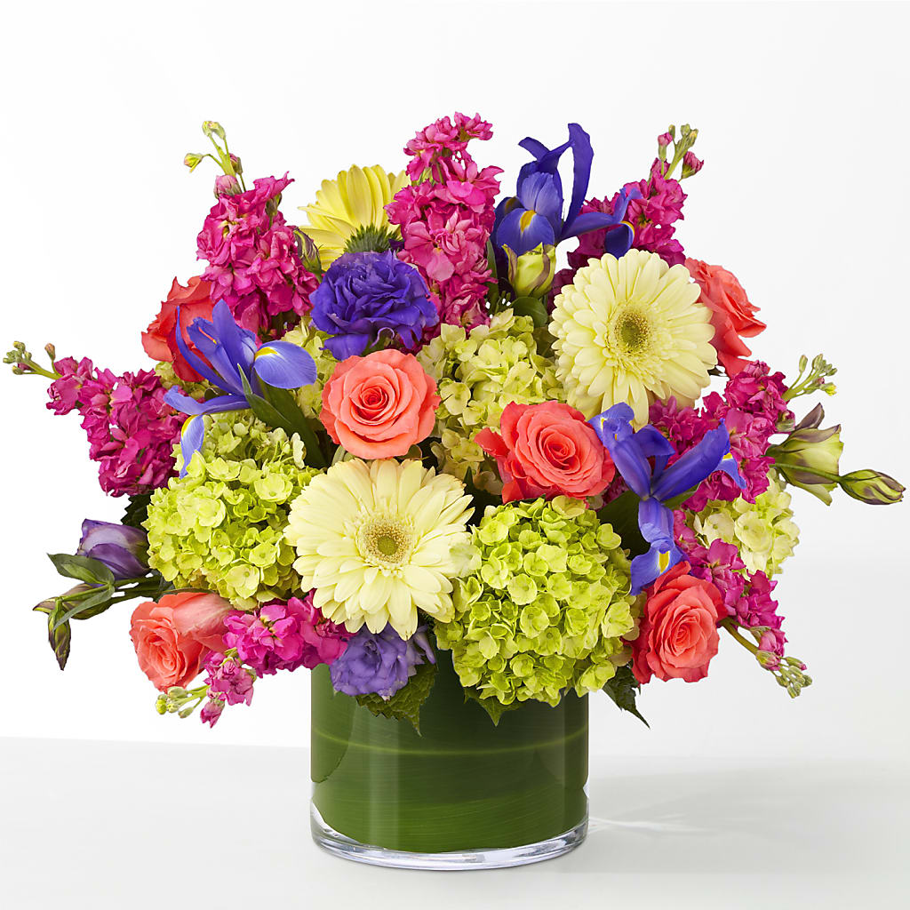 The Couture – GERLACHS GARDEN & FLORAL, Erie PA