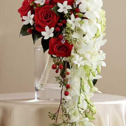 Here Comes the Bride Bouquet – GERLACHS GARDEN & FLORAL, Erie PA